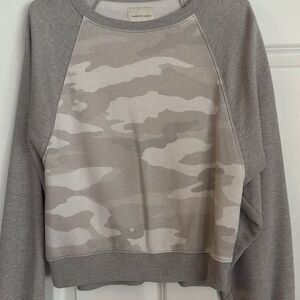 American Eagle medium Camo sweatshirt